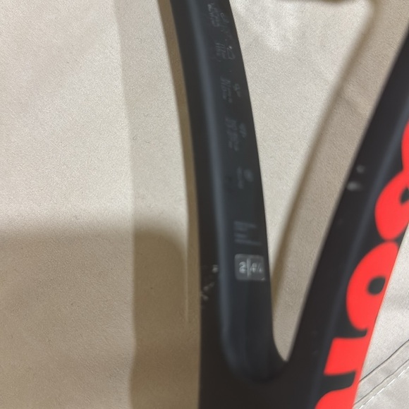 Wilson Pro Staff Tennis Racket - Picture 5 of 10
